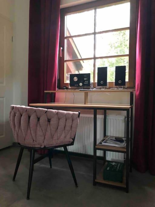 Willkommen Im Casa Felice, Der Wohlfuehl Oase Mit Balkon, 4 Betten Und Homeoffice Platz Aidlingen Exterior photo